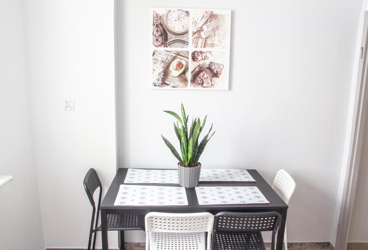 Al-Dom Apartamenty Szary Bursztyn โควอบเซก ภายนอก รูปภาพ